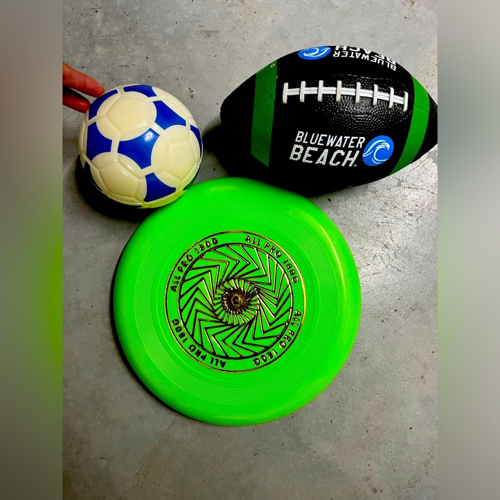 Beach/Sports Frisbee, mini soccer-ball & small football